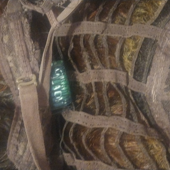 Foxy Lady Curly Ombre C Side Part Wig - Picture 5 of 10